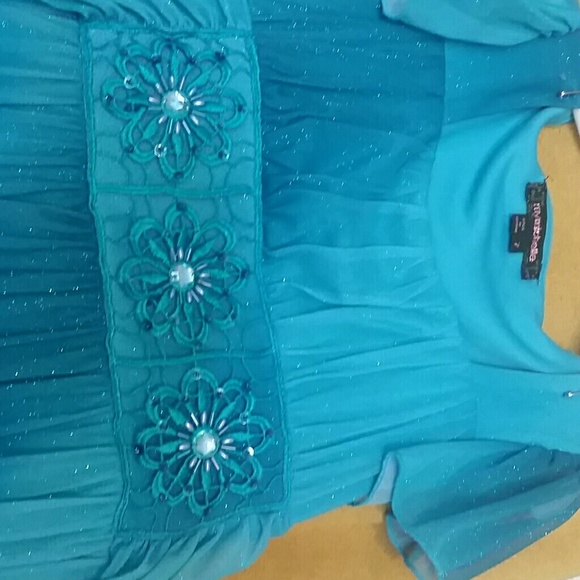 DAZZLING TEAL DRESS - Picture 2 of 4